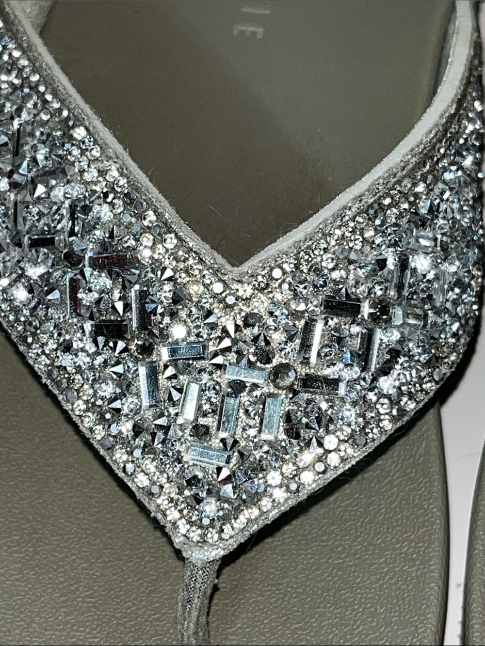 NWOT Sparkly Flip-Flop Platform Sandals Sz 8 - Picture 3 of 10